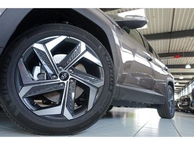 gebraucht Hyundai Tucson Prime PlugInHybrid 4WD 1.6 T-GDI Dachlackierung
