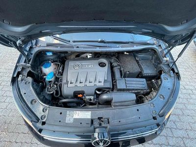 Gebraucht VW Touran Trendline 105 PS (77 kW) 2011 Schwarz Van / Kleinbus