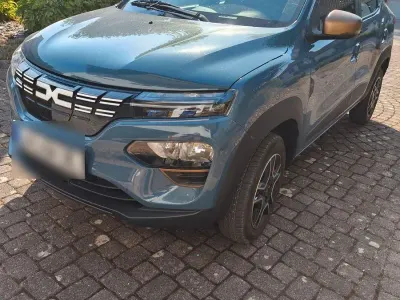 Gebraucht Dacia Spring Extreme 47 kW (65 PS) 2024 Blau Kleinwagen