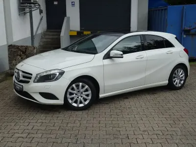 Gebraucht Mercedes A180 Style 122 PS (89 kW) 2013 Weiß Kleinwagen