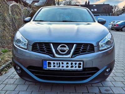 Gebraucht Nissan Qashqai Acenta 131 PS (96 kW) 2012 Grau SUV