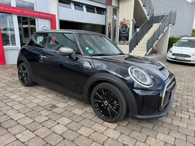 Occasion Mini Cooper SE Classic 135 kW (184 ch) 2022 Noir Citadine