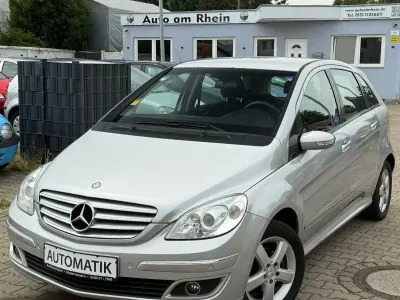 Gebraucht Mercedes B170 116 PS (85 kW) 2006 Silber Van / Kleinbus