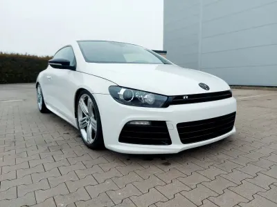 Gebraucht VW Scirocco R 265 PS (194 kW) 2012 Weiß Coupé