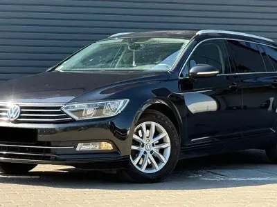 Gebraucht VW Passat Comfortline 120 PS (88 kW) 2017 Schwarz Kombi