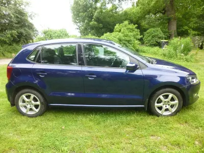 Gebraucht VW Polo Comfortline 86 PS (63 kW) 2011 Blau Kleinwagen