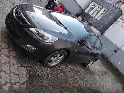 Gebraucht Opel Astra 115 PS (84 kW) 2010 Grau Kleinwagen