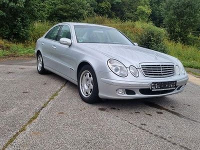 Mercedes E240