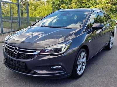 Gebraucht Opel Astra Dynamic 125 PS (91 kW) 2016 Grau Kombi