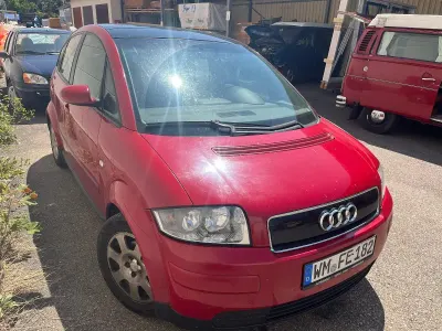 Gebraucht Audi A2 75 PS (55 kW) 2003 Rot Kleinwagen