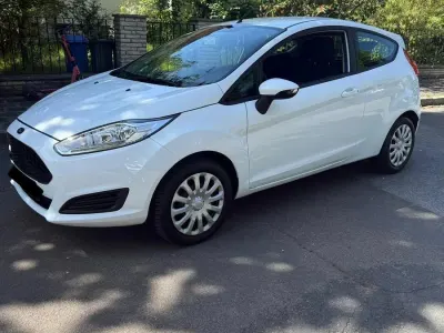 Gebraucht Ford Fiesta 60 PS (44 kW) 2017 Weiß Kleinwagen