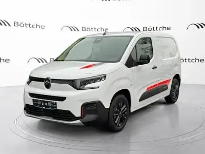 Neu Citroën Berlingo XTR 131 PS (96 kW) 2026 Weiß Van / Kleinbus