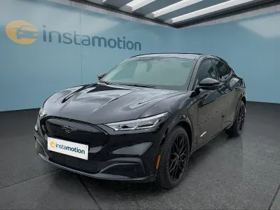 Gebraucht Ford Mustang Mach-E 197 kW (269 PS) 2022 Schwarz SUV