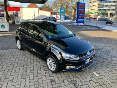 Gebraucht VW Polo LOUNGE 90 PS (66 kW) 2015 Schwarz Limousine