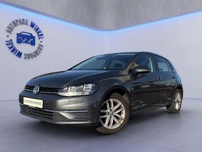 Gebraucht VW Golf VII Comfortline 86 PS (63 kW) 2017 Grau Kleinwagen