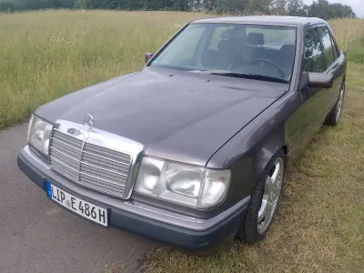Gebraucht Mercedes E300 AMG 179 PS (131 kW) 1991 Limousine