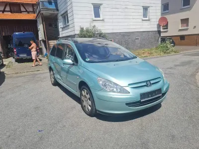 Gebraucht Peugeot 307 125 PS (91 kW) 2007 Grün Kombi