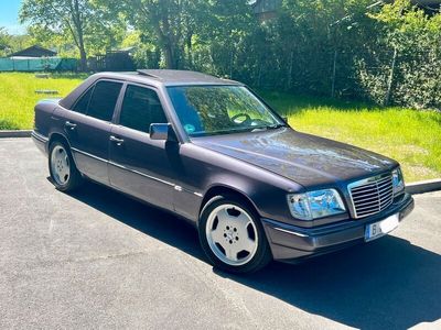 gebraucht Mercedes E220 Sportline mit Youngtimer Gutachten