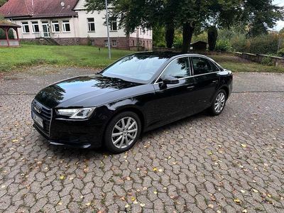 Gebraucht Audi A4 Comfort 190 PS (139 kW) 2016 Schwarz Limousine