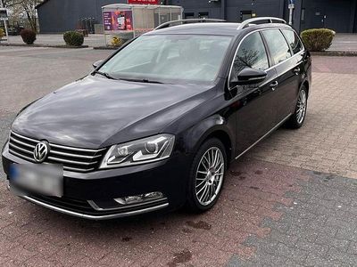 Gebraucht VW Passat S 175 PS (128 kW) 2014 Schwarz Kombi
