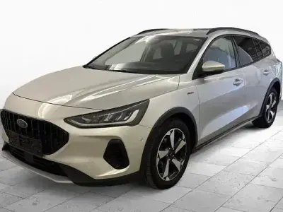Gebraucht Ford Focus Active X 125 PS (91 kW) 2023 Silber Limousine