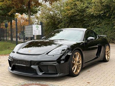 Porsche Cayman GT4