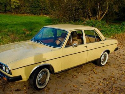 Audi 100