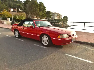 Gebraucht Ford Mustang Convertible 225 PS (165 kW) 1992 Rot Cabrio