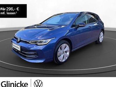 Neu VW Golf VIII Life 150 PS (110 kW) 2026 Anemonenblau metallic Limousine