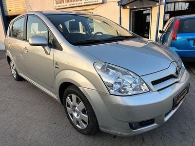 Gebraucht Toyota Corolla Verso 129 PS (94 kW) 2005 Silber Van / Kleinbus