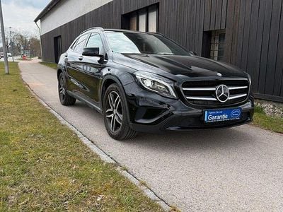 Gebraucht Mercedes GLA200 136 PS (100 kW) 2016 Schwarz SUV