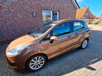 Gebraucht Ford B-MAX 103 PS (75 kW) 2016 Braun Van / Kleinbus