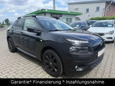 Gebraucht Citroën C4 Shine 110 PS (80 kW) 2015 Schwarz Limousine