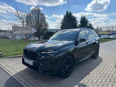 Second-hand BMW X7 M Sport 352 CP (258 kW) 2025 Negru SUV
