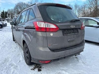 Gebraucht Ford Grand C-Max 116 PS (85 kW) 2012 Braun Van / Kleinbus