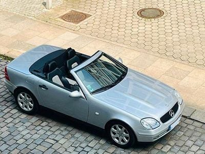 Gebraucht Mercedes SLK200 136 PS (100 kW) 1999 Silber Cabrio