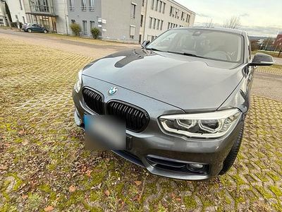 Gebraucht BMW 118 Sport Line 150 PS (110 kW) 2015 Grau Kleinwagen