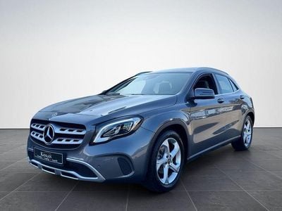 Gebraucht Mercedes GLA180 122 PS (89 kW) 2019 Grau SUV