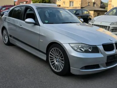 Gebraucht BMW 318 129 PS (94 kW) 2006 Silber Limousine