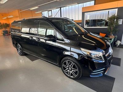Usata Mercedes V300 AMG 237 CV (174 kW) 2022 Nero Monovolume