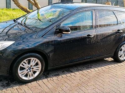 Usata Ford Focus 125 CV (91 kW) 2011 Nero Station wagon
