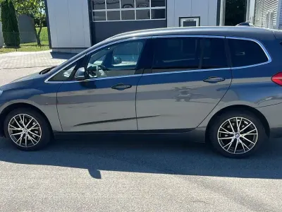 Gebraucht BMW 218 Advantage 136 PS (100 kW) 2016 Grau Kombi