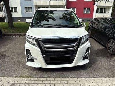 Gebraucht Toyota Alphard 204 PS (150 kW) 2015 Weiß Van / Kleinbus