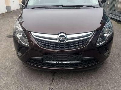Gebraucht Opel Zafira Tourer Innovation 140 PS (102 kW) 2016 Van / Kleinbus
