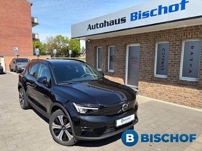 Begagnad Volvo XC40 Plus 144 kW (197 HK) 2023 Svart SUV