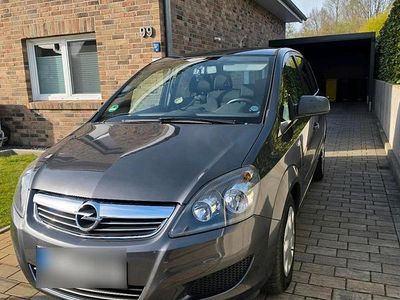 Second-hand Opel Zafira 116 CP (85 kW) 2011 Gri Monovolum