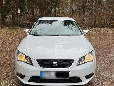 Gebraucht Seat Leon Style 105 PS (77 kW) 2015 Weiß Limousine