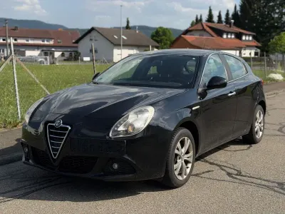 Gebraucht Alfa Romeo Giulietta Turismo 170 PS (125 kW) 2011 Schwarz Kleinwagen