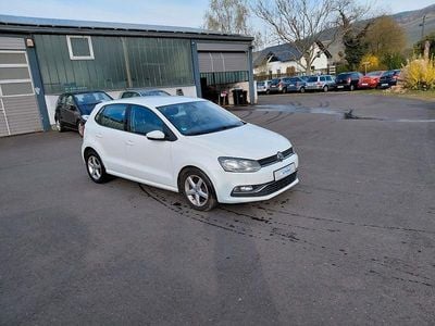 Usata VW Polo Comfortline 90 CV (66 kW) 2015 Bianco Utilitaria