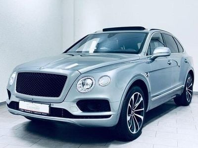 Silber Gebraucht 2017 Bentley Bentayga SUV | 85.880 € (Fairer Preis)